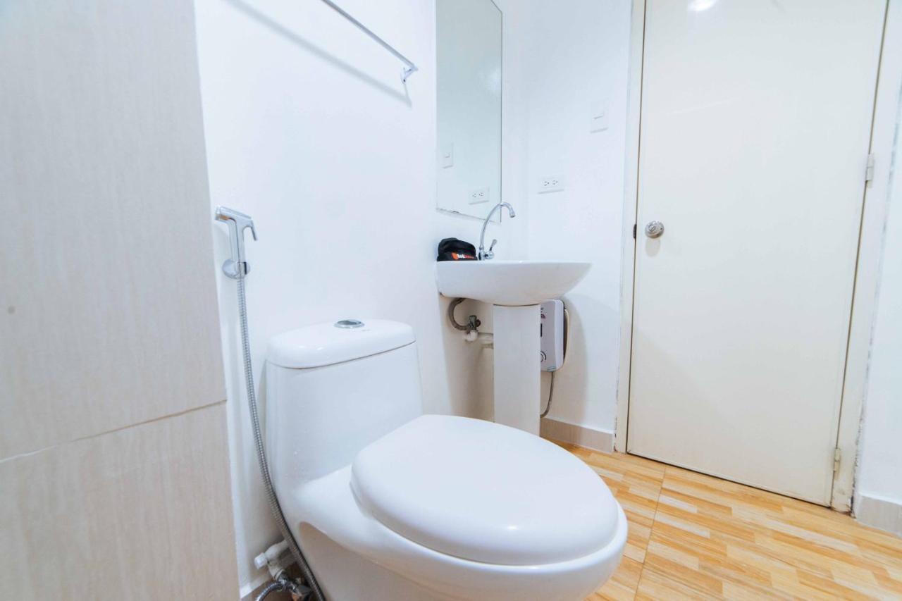 Reddoorz At Bel Air Soho Suites ماكاتي المظهر الخارجي الصورة